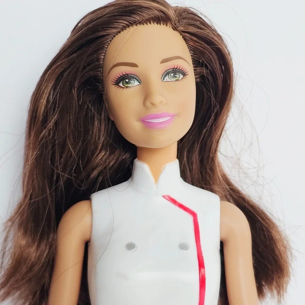 Mattel Barbie Spy Squad Secret Agent Teresa Disguise Doll Chef Outfit Purple